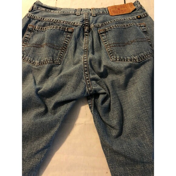 Lucky Brand Women's Jeans Low Rise East Fit Flare Leg Distressed Size 4 X 31 - Picture 8 of 9